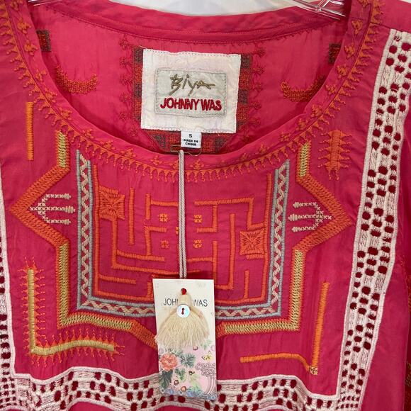 Johnny Was Biya Charlize Embroidered Blouse Pink Eyelet Lace trim Oversize S - Picture 4 of 8
